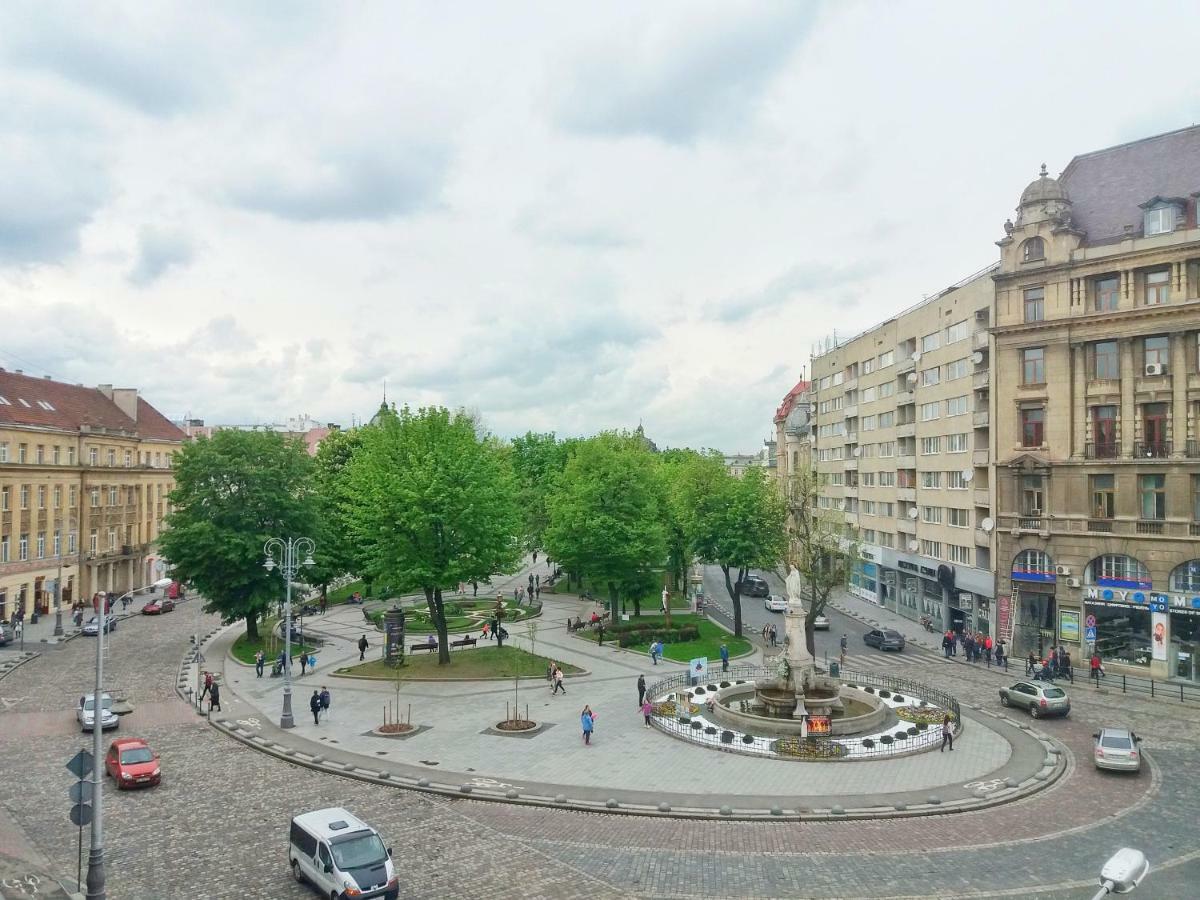Квартира В Центрі Львова Вулиця Міцкевича 5, Простора З Гарним Видом На Місто Εξωτερικό φωτογραφία
